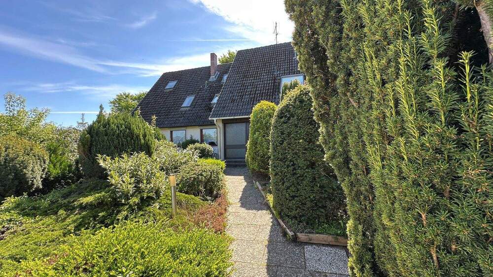 Etagenwohnung Appen Dorf - 2 Zimmer, 75 m&sup2;, 209.000&euro; | Angebot:25697879