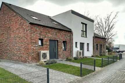 Haus Kummerfeld - 4 Zimmer, 124 m&sup2;, 499.000&euro; | Angebot:25687702