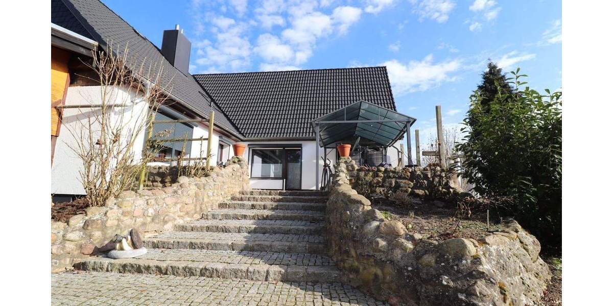 Einfamilienhaus Groß Niendorf - 7 Zimmer, 215 m&sup2;, 695.000&euro; | Angebot:25769322