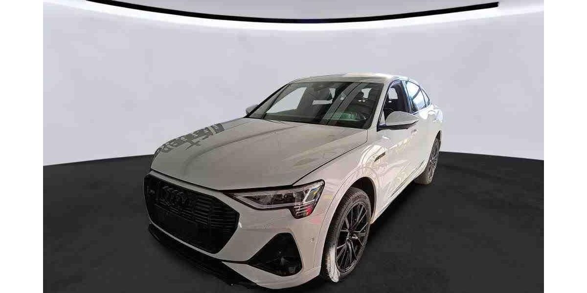 Audi e-tron 25.847 km 37.950 &euro; Hamburg 22047