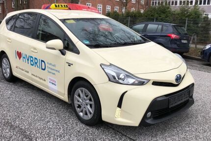 Toyota Prius+ 441.789 km 12.000 &euro; Hamburg 20537