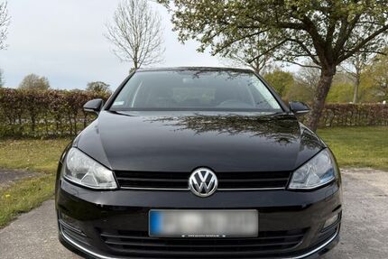 VW Golf 133.061 km 8.999 &euro; Seeth-Ekholt 25337