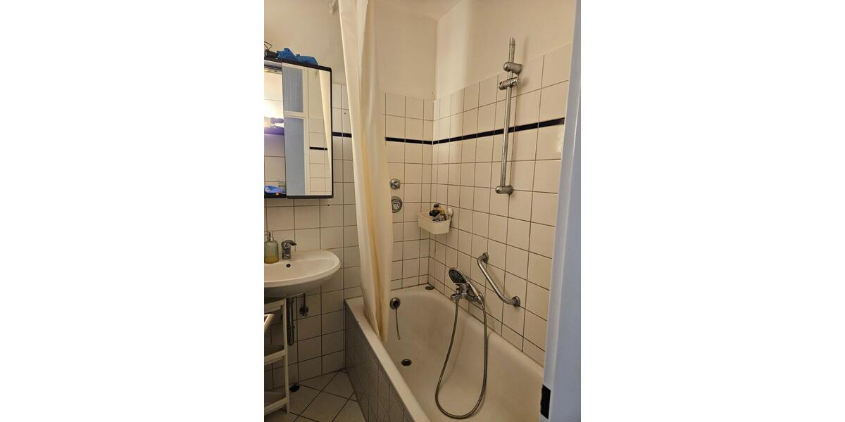 Etagenwohnung Hamburg Altona - 1 Zimmer, 20 m&sup2;, 600&euro; | Angebot:25922089