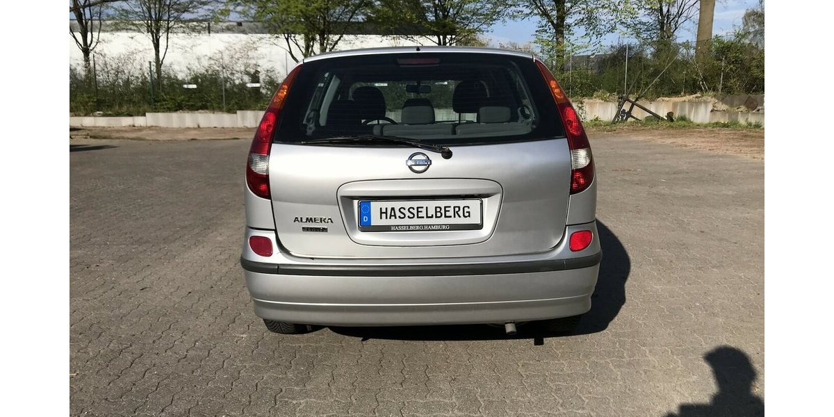 Nissan Almera Tino Luxury für kleines Geld 189.500 km 1.499 &euro; Hamburg 22339