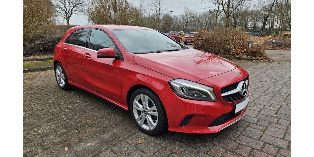 Mercedes-Benz A 180 43.843 km 16.300 &euro; Norderstedt 22844