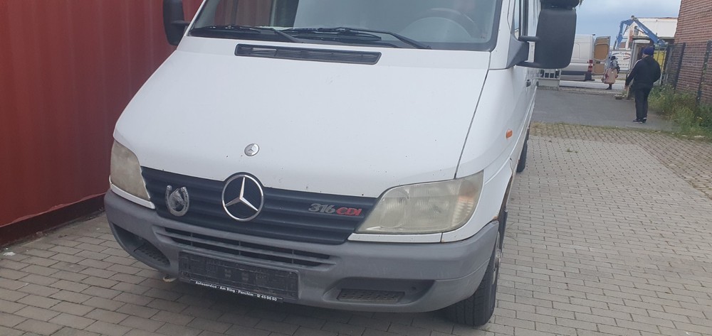Mercedes-Benz Sprinter 432.000 km 3.900 &euro; Hamburg 20038