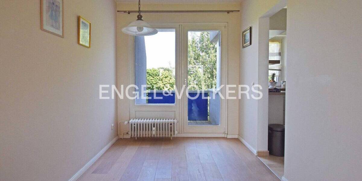 Etagenwohnung Hamburg Hummelsbüttel - 2 Zimmer, 72 m&sup2;, 310.000&euro; | Angebot:25749352