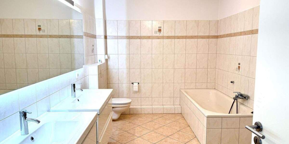 Etagenwohnung Bad Bramstedt - 3 Zimmer, 115 m&sup2;, 1.100&euro; | Angebot:25738797