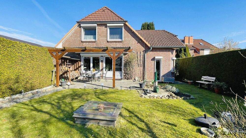 Einfamilienhaus Alveslohe - 5 Zimmer, 133 m&sup2;, 449.000&euro; | Angebot:25801705