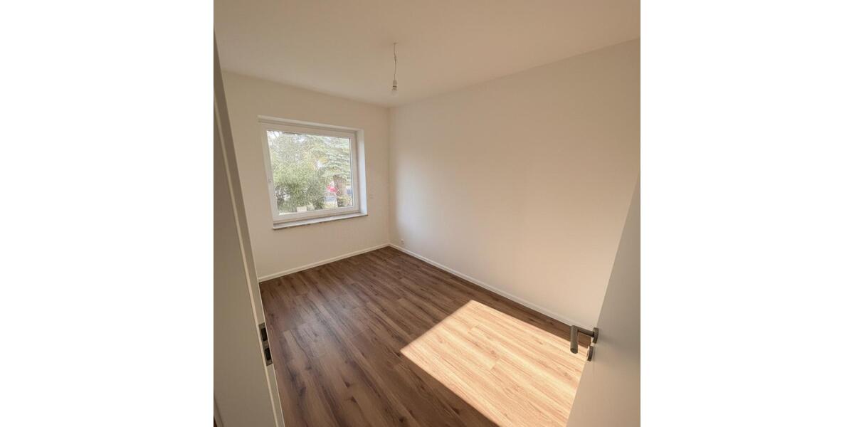 Einfamilienhaus Norderstedt Garstedt - 3.5 Zimmer, 133 m&sup2;, 2.490&euro; | Angebot:25230873