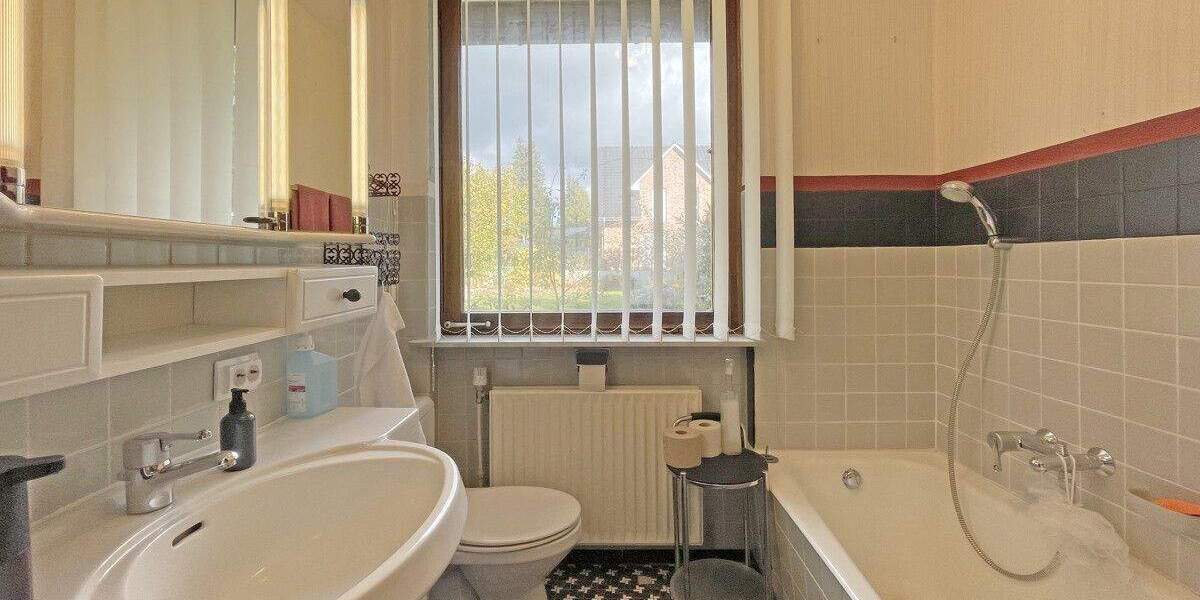 Einfamilienhaus Hamburg Lemsahl-Mellingstedt - 5 Zimmer, 184 m&sup2;, 699.000&euro; | Angebot:25662618