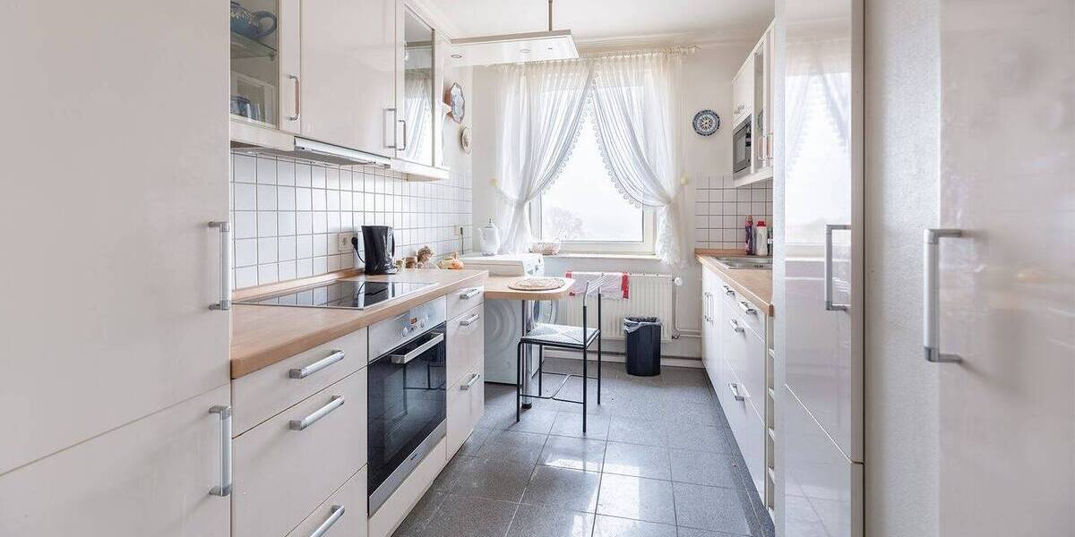 Etagenwohnung Hamburg Wandsbek - 2 Zimmer, 64 m&sup2;, 220.000&euro; | Angebot:25695976