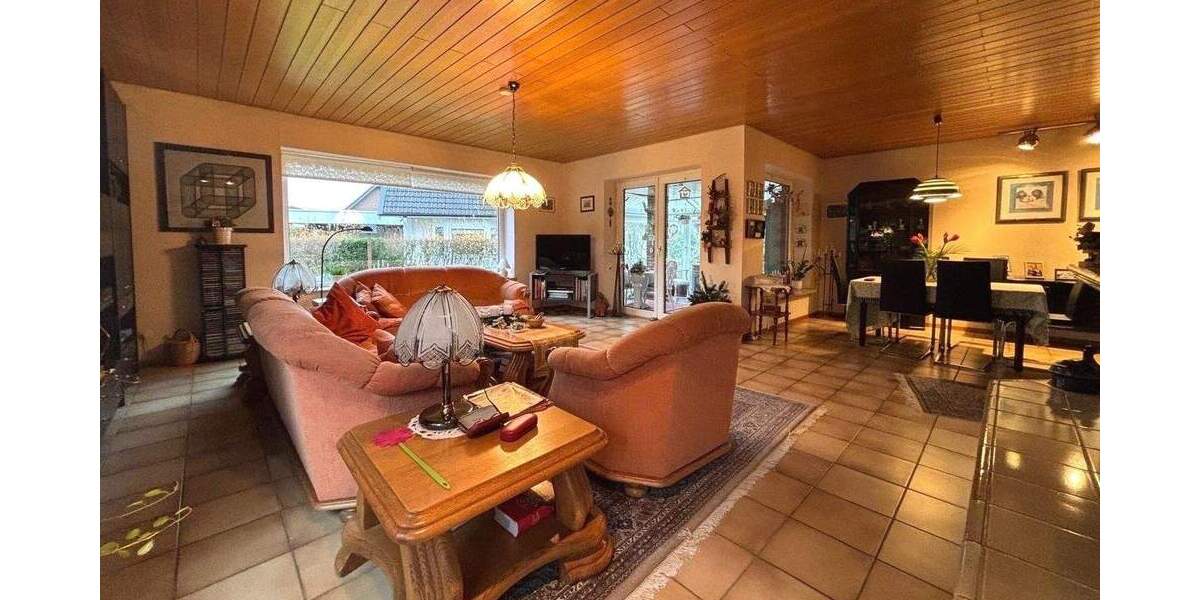 Einfamilienhaus Elmenhorst - 5 Zimmer, 161 m&sup2;, 498.000&euro; | Angebot:25674358