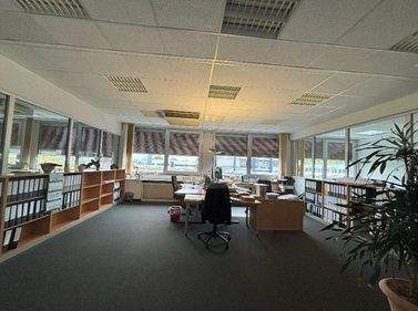 Gewerbeobjekt Norderstedt Garstedt - 1 Zimmer, 100 m&sup2;, 1.300&euro; | Angebot:25666830