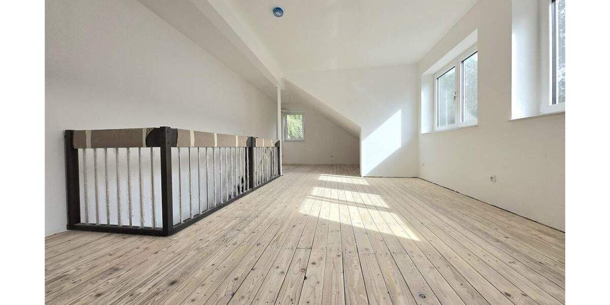 Doppelhaushälfte Kayhude - 6 Zimmer, 140 m&sup2;, 2.250&euro; | Angebot:25682408