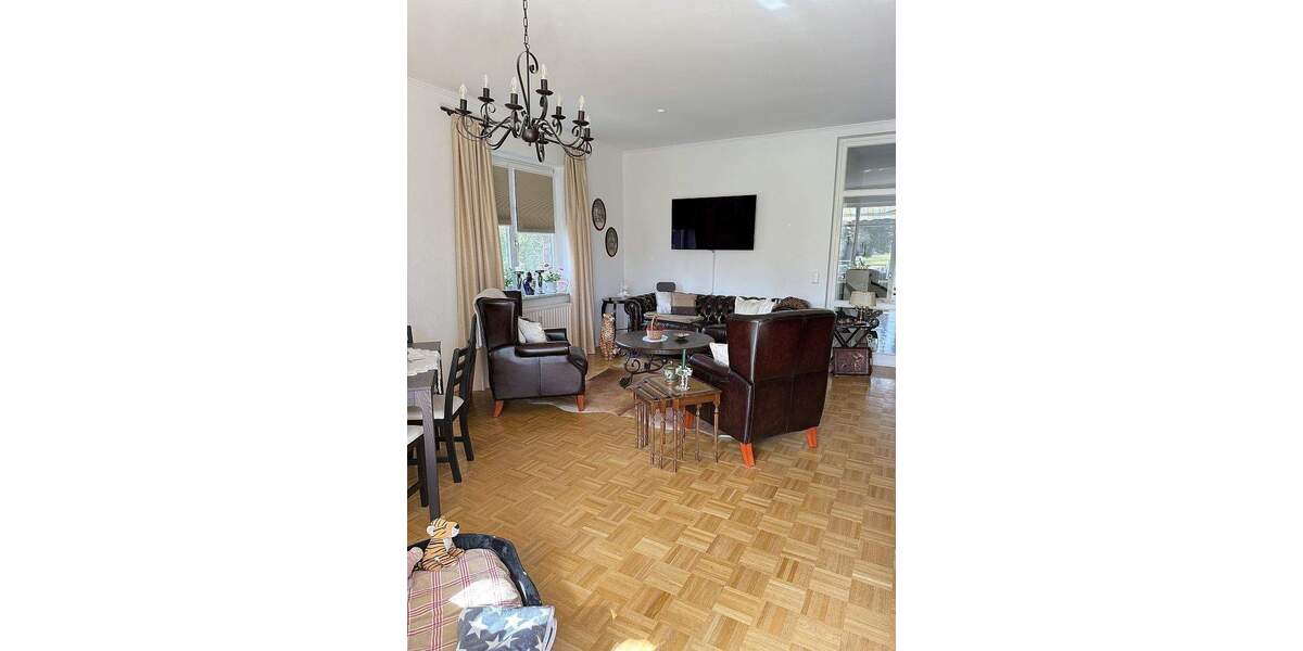 Etagenwohnung Ahrensburg - 3 Zimmer, 93 m&sup2;, 1.255&euro; | Angebot:25797317