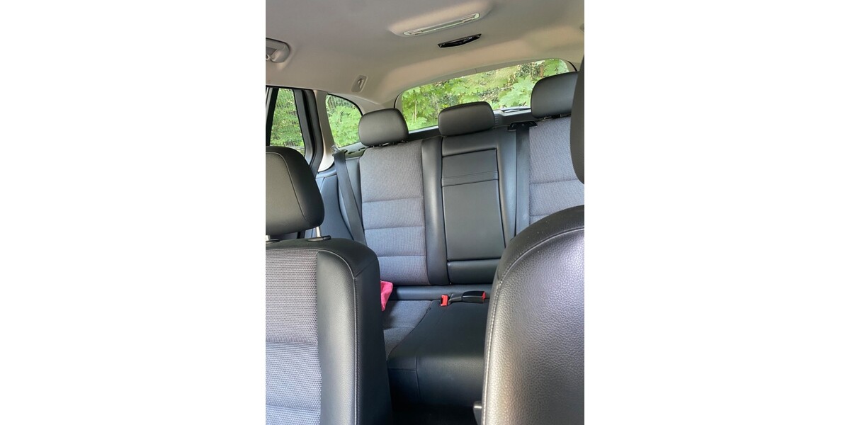 Mercedes-Benz C-Klasse Kombi 108.000 km 8.600 &euro; Hamburg 20038