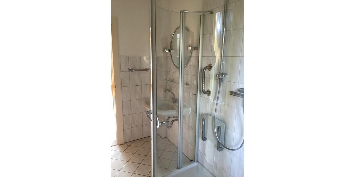 Einfamilienhaus Bad Oldesloe - 6 Zimmer, 150 m&sup2;, 1.500&euro; | Angebot:25856328