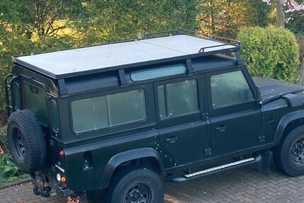 Land Rover Defender 146.500 km 41.500 &euro; Haseldorf 25489
