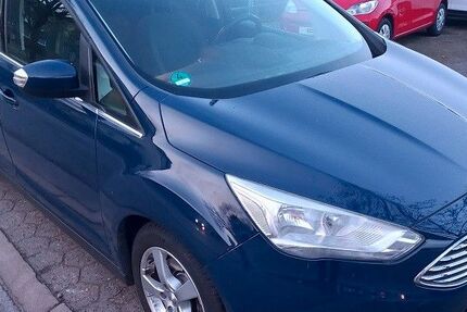 Ford Grand C-Max 115.861 km 8.850 &euro; Hamburg 21031