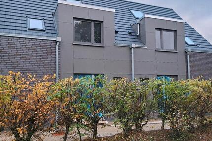 Haus Prisdorf - 5 Zimmer, 119 m&sup2;, 2.600&euro; | Angebot:27634473