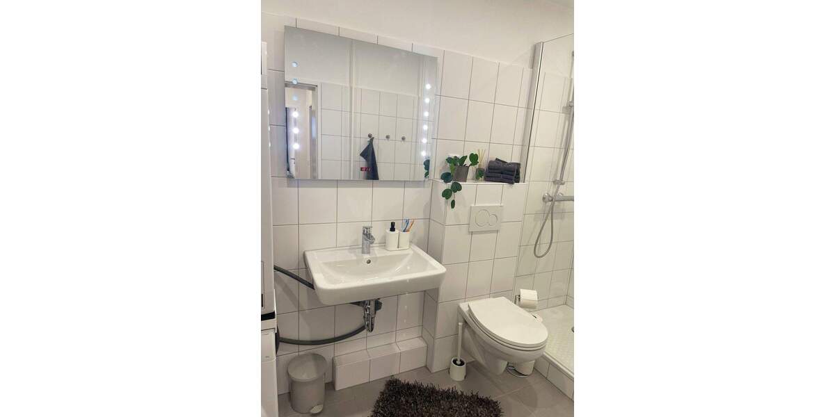 Etagenwohnung Hamburg Rahlstedt - 5 Zimmer, 120 m&sup2;, 3.890&euro; | Angebot:25657547