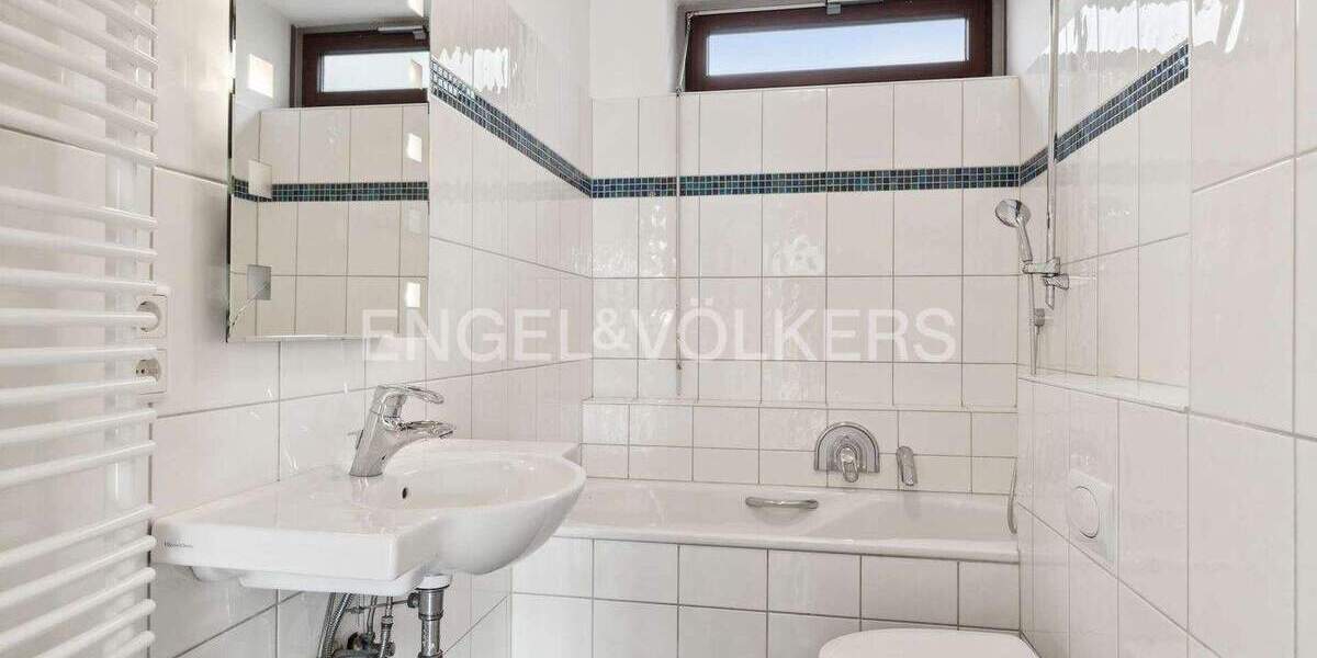 Mehrfamilienhaus, Wohnhaus Norderstedt Garstedt - 7 Zimmer, 287 m&sup2;, 829.000&euro; | Angebot:25701823