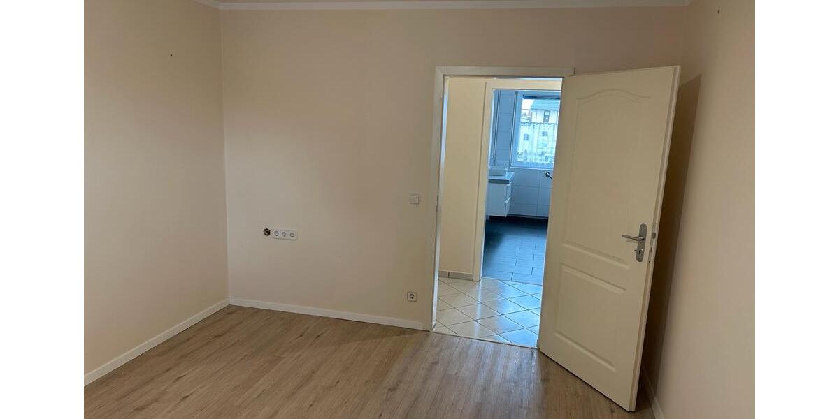 Etagenwohnung Sievershütten - 3.5 Zimmer, 82 m&sup2;, 1.150&euro; | Angebot:25937066