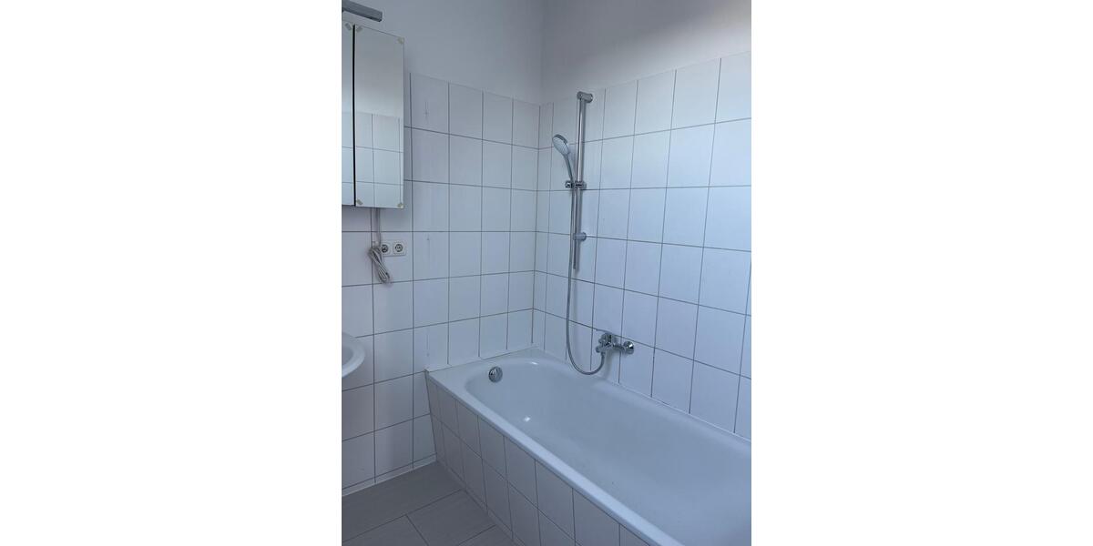 Dachgeschoßwohnung Oststeinbek - 2.5 Zimmer, 69 m&sup2;, 850&euro; | Angebot:25394072