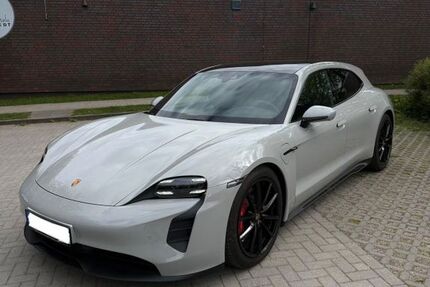 Porsche Taycan 58.000 km 75.000 &euro; Hamburg 22453