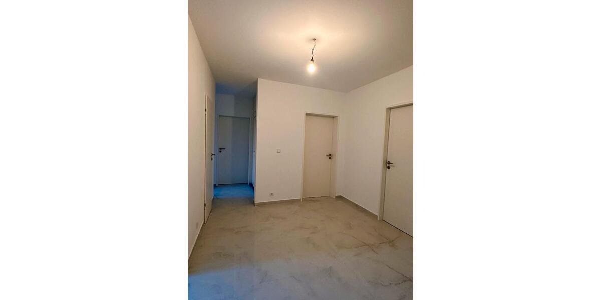 Etagenwohnung Stapelfeld - 4 Zimmer, 96 m&sup2;, 2.000&euro; | Angebot:25957212