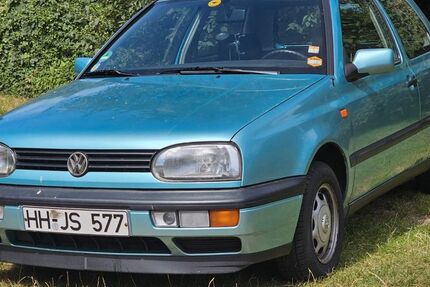 VW Golf 271.366 km 2.000 &euro; Bad Oldesloe 23843