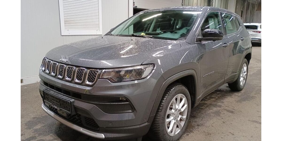 Jeep Compass 9.309 km 23.445 &euro; Uetersen bei Hamburg 25436