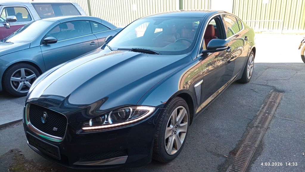 Jaguar XF 292.000 km 4.100 &euro; Hamburg Lohbruegge 21031