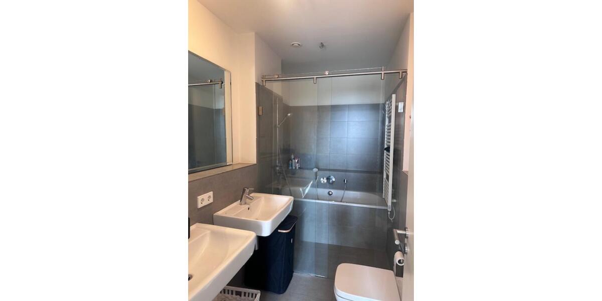 Etagenwohnung Hamburg Hamburg-Mitte - 2 Zimmer, 64 m&sup2;, 1.350&euro; | Angebot:25898830