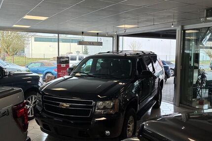 Chevrolet Suburban 260.000 km 12.900 &euro; Barmstedt 25355