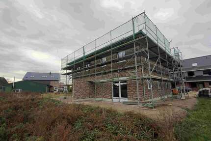 Haus Seestermühe - 4 Zimmer, 105 m&sup2;, 1.700&euro; | Angebot:23643364