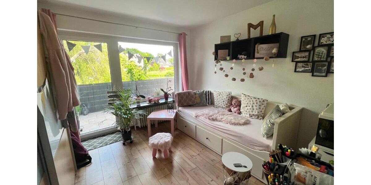 Villa Hoisdorf - 8 Zimmer, 243 m&sup2;, 878.000&euro; | Angebot:25647147