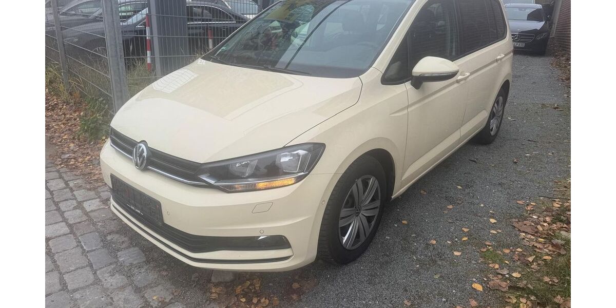 VW Touran 367.000 km 6.999 &euro; Hamburg 20537