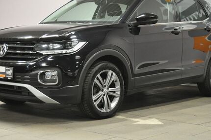 VW T-Cross 171.651 km 14.990 &euro; Schenefeld | Hamburg 22869