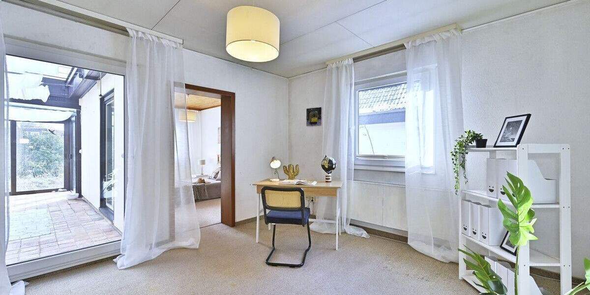 Einfamilienhaus Wedel - 6 Zimmer, 150 m&sup2;, 490.000&euro; | Angebot:25690476