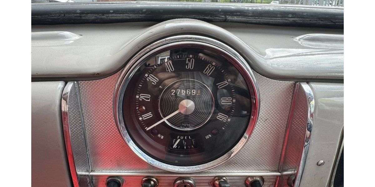 Austin Rover Morris Minor1000 27.669 km 9.999 &euro; Hamburg 22339