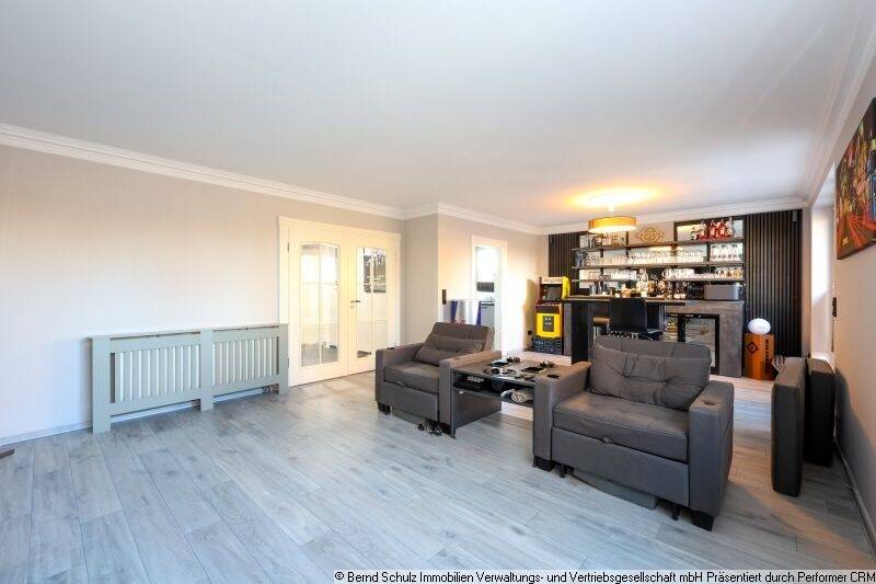 Etagenwohnung Hamburg Schnelsen - 3 Zimmer, 118 m&sup2;, 1.700&euro; | Angebot:25706065