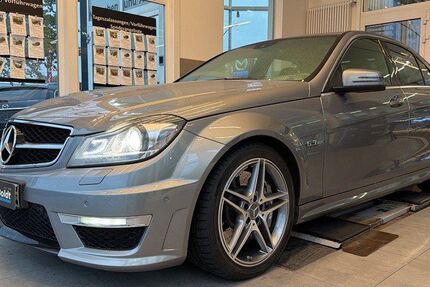 Mercedes-Benz C 63 AMG 147.596 km 44.950 &euro; Hamburg 22761
