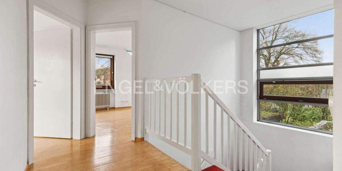 Mehrfamilienhaus, Wohnhaus Norderstedt Garstedt - 7 Zimmer, 287 m&sup2;, 829.000&euro; | Angebot:25701823