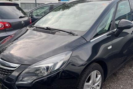 Opel Zafira 210.000 km 3.000 &euro; Henstedt Ulzburg 24558