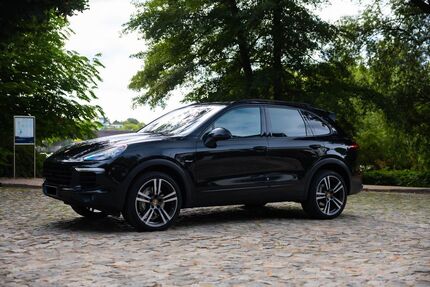 Porsche Cayenne 219.000 km 32.800 &euro; Hamburg 22083