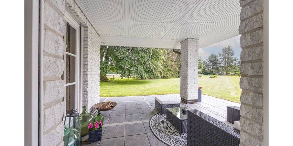 Einfamilienhaus Norderstedt Glashütte - 8 Zimmer, 287 m&sup2;, 1.390.000&euro; | Angebot:25779494