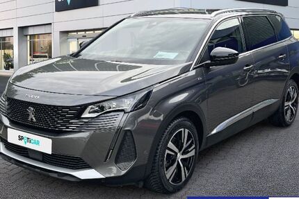 Peugeot 5008 50.042 km 27.990 &euro; Hamburg 22529
