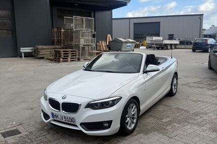 BMW 218 42.000 km 20.900 &euro; Hamburg 22047